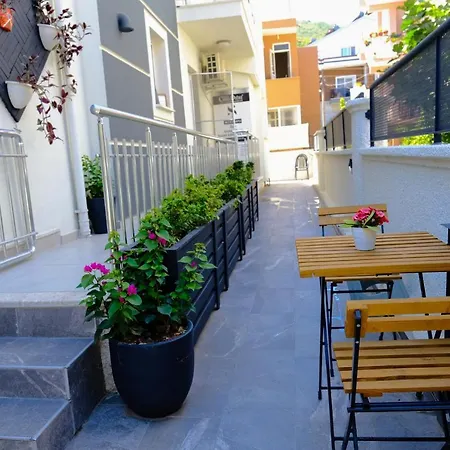 Ozgur Lägenhetshotell Fethiye